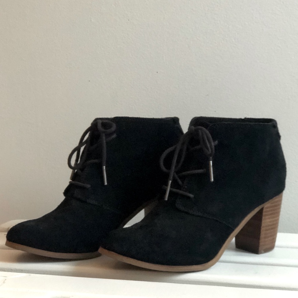 Tom’s Black Suede Lace-up Booties